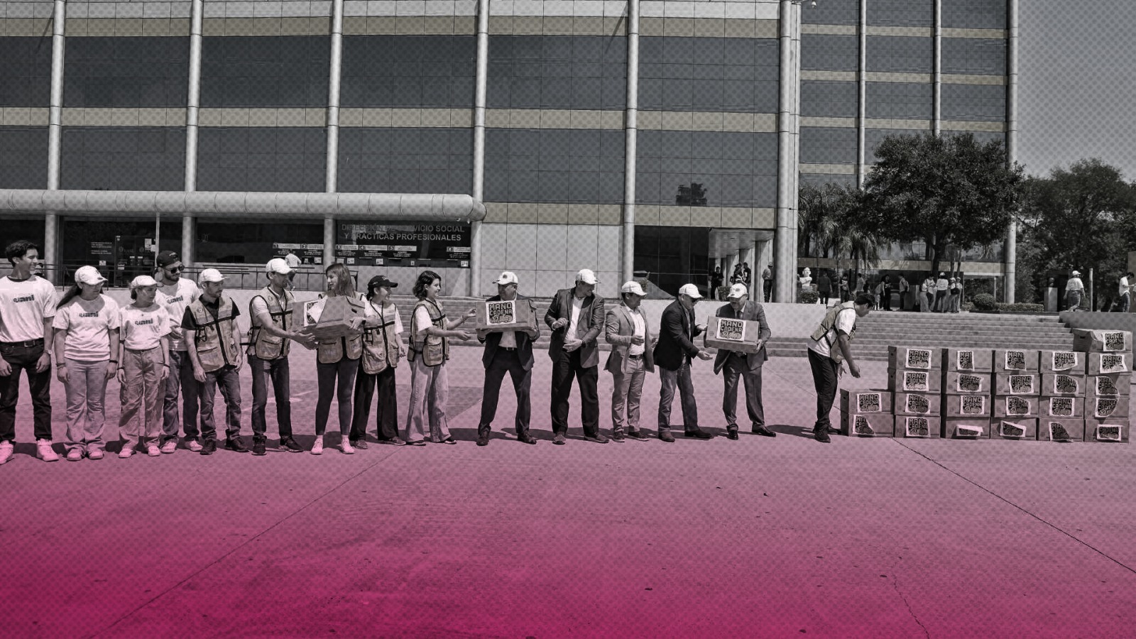 Una brigada de la UANL recauda 16 toneladas de insumos destinadas a apoyar a personas de escasos recursos.