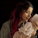 Lesslie Polinesia expresa su enojo tras la difusión no autorizada de la imagen de su hija, Alquimia, evitando el foco público.